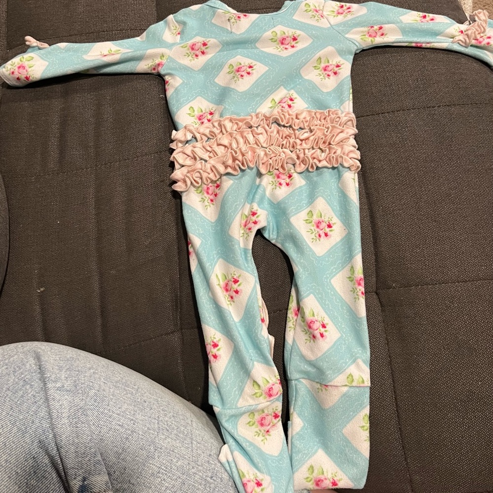 Sweet Honey Convertible Romper/Footie - Picture 3 of 3